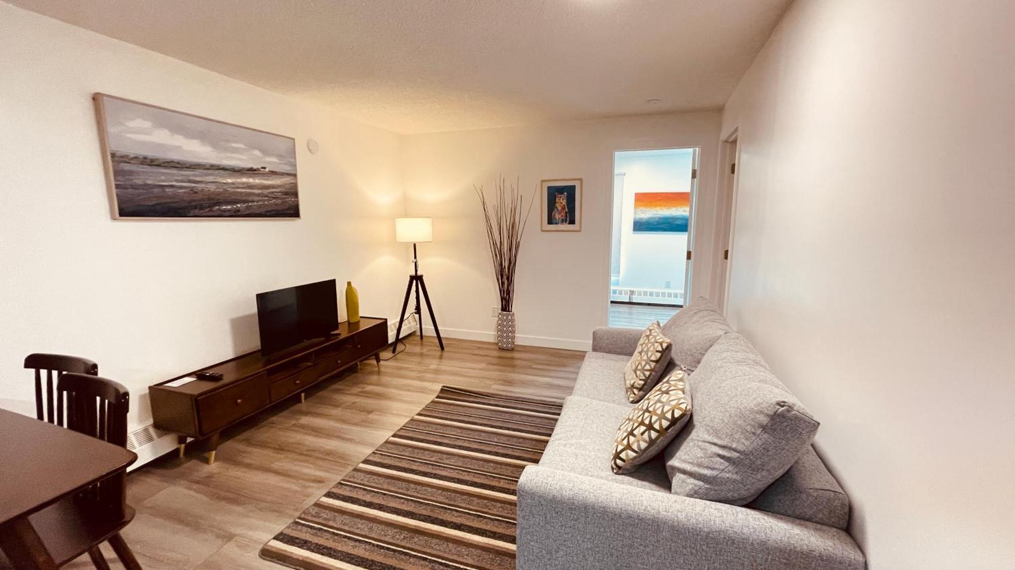 #202 Cozy Mountain View 2 Bedrooms In Dt Canmore Ngoại thất bức ảnh